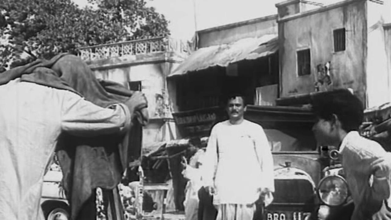 The Weirdly Erotic Nostalgia of Ritwik Ghatak’s Ajantrik