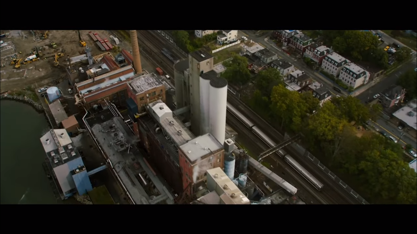 Aerial view of train in The Commuter