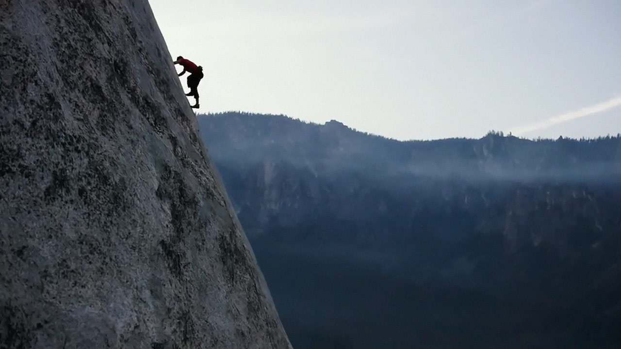 Alex Honnold in Jimmy Chin and Elizabeth Chai Vasarhelyi's Free Solo (2018)