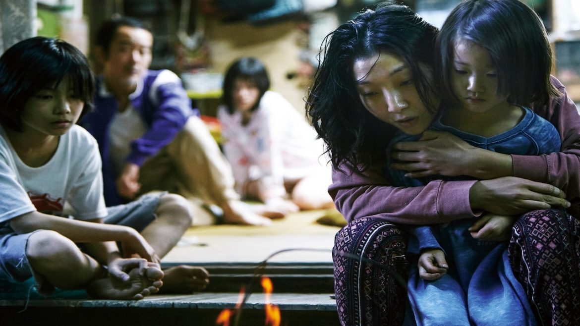 Shoplifters Steals Moments of Wonder from the Mundane